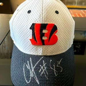 Bengals Reebok ON FIELD hat *Signed by Chad Johnson #85